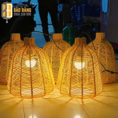 ĐÈN LỒNG MÂY TRE GIỎ CUA