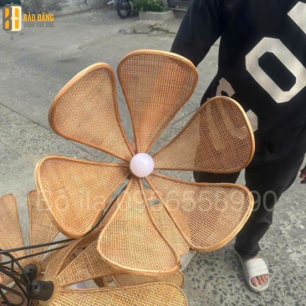 ĐÈN MÂY HÌNH CÁNH HOA