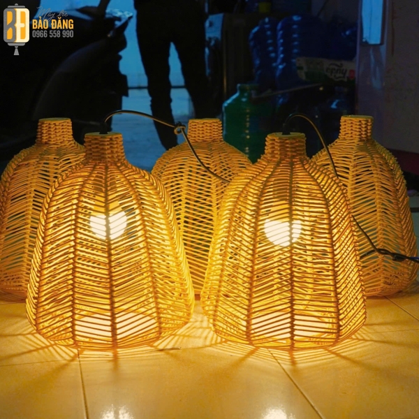 ĐÈN LỒNG MÂY TRE GIỎ CUA