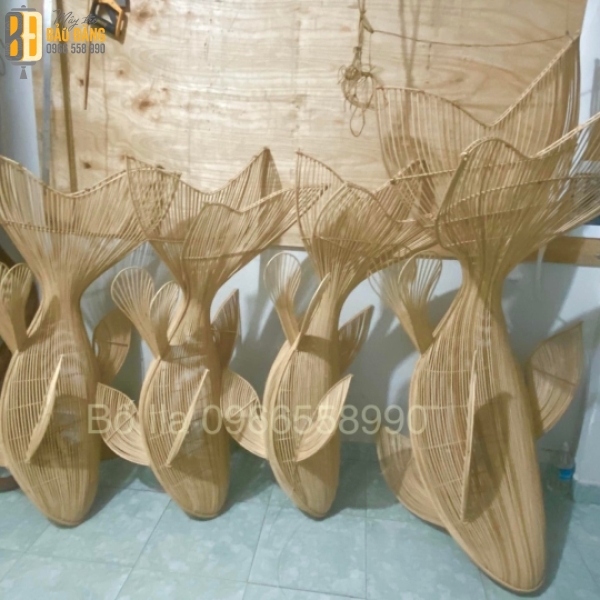 ĐÈN LỒNG MÂY TRE CÁ BỐN ĐUÔI