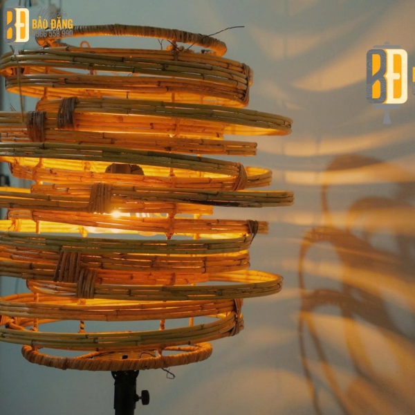 ĐÈN LỒNG MÂY TRE LỐC XOÁY