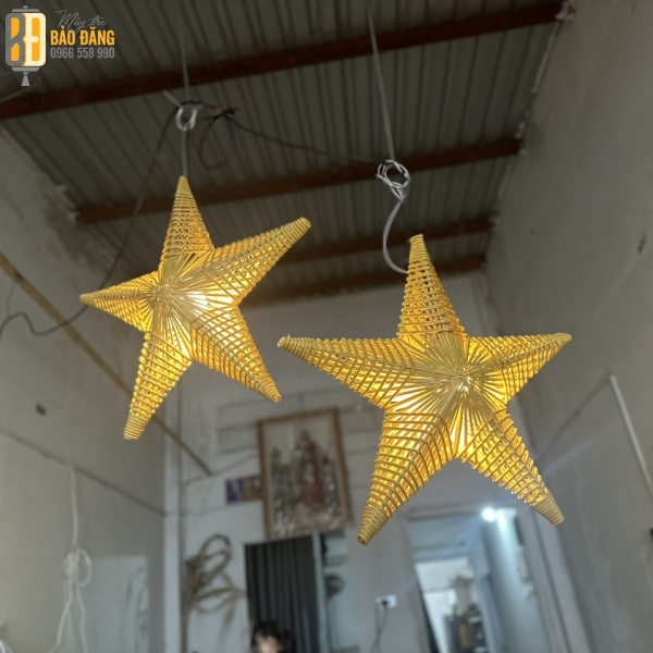 ĐÈN LỒNG MÂY TRE NGÔI SAO